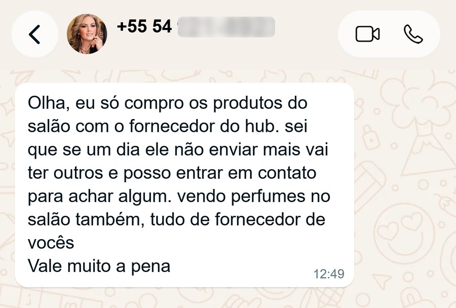 Salão de beleza elogiando o hub no WhatsApp